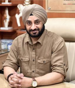 Photo of Dr. Saranjeet Singh
