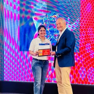 Photo of Dr. Divvya Damaahe