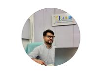 Photo of Dr. Naved Gaur