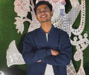 Photo of Dr. Deepak Gupta