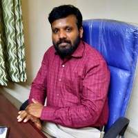 Photo of Dr. Karuppasamy Sampathkumar