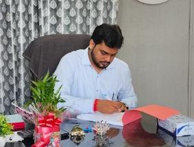 Photo of Dr. Piyush Sharma